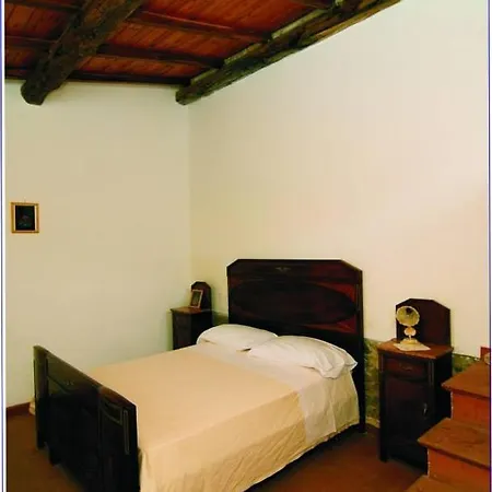 Alloggio per agriturismo La Valle Dei Mandorli